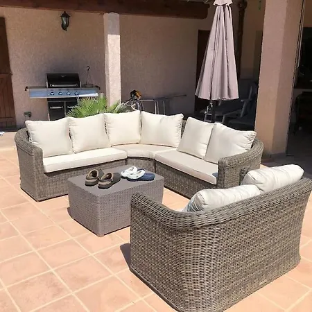 빌라 Luxury With Amazing Views In 3200m2 *